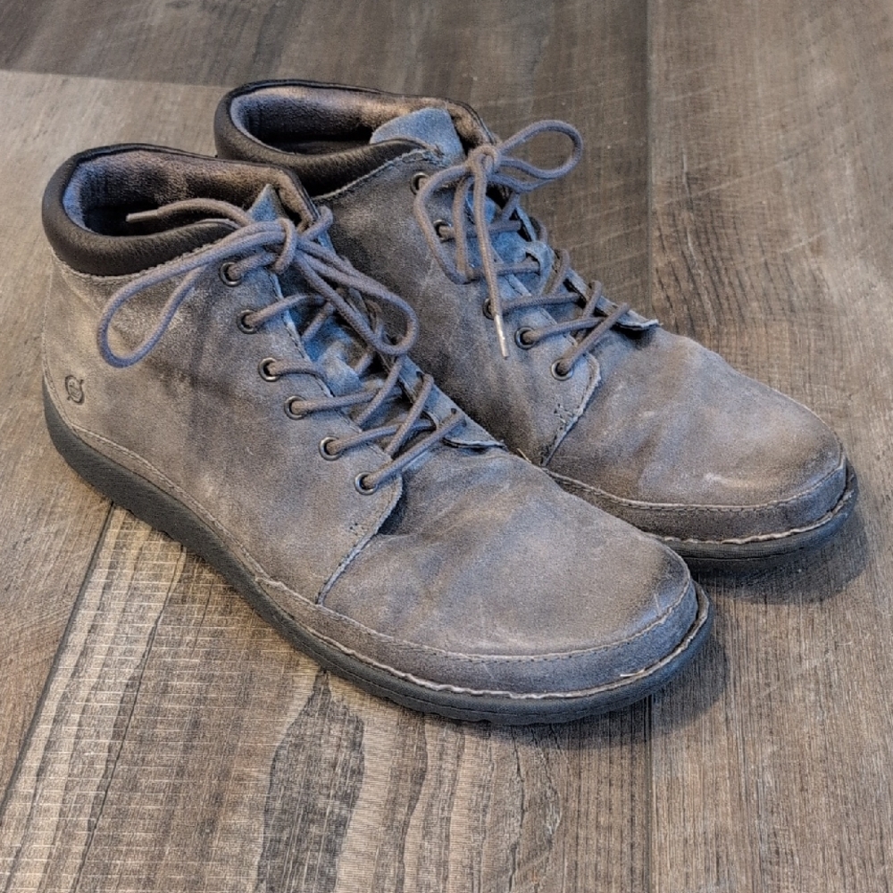 Born Nigel Boots